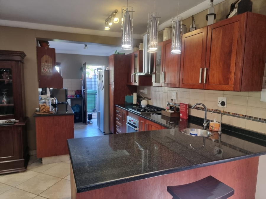 3 Bedroom Property for Sale in Waterval East North West